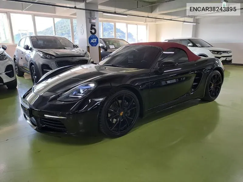 Porsche 718 Boxster 2.0 VIN: ENCAR38243895 Lot: 38243895