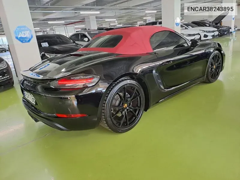 Porsche 718 Boxster 2.0 VIN: ENCAR38243895 Lot: 38243895