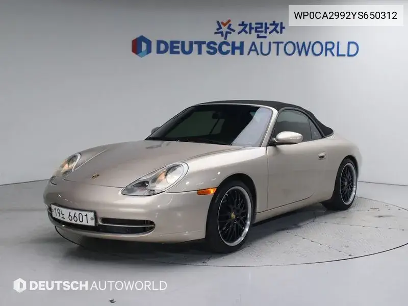 911 Carrera 4 Cabriolet 996 VIN: WP0CA2992YS650312 Lot: 39727266