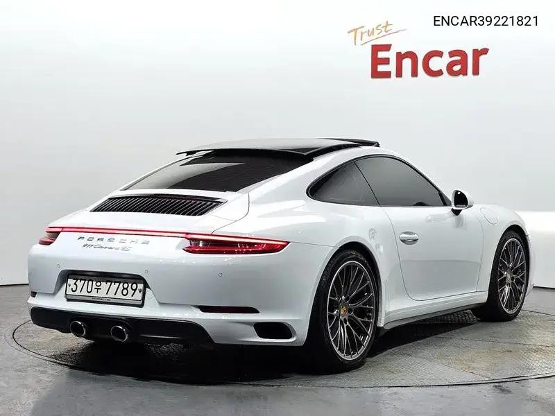 911 Carrera 4S 991 VIN: WP0AB2996HS122440 Lot: 39221821
