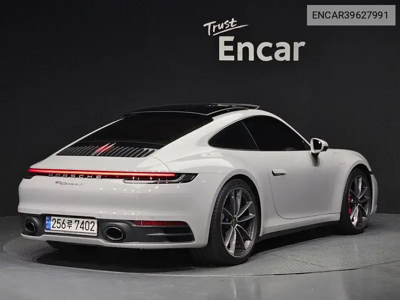 911 (992) Carrera S VIN: ENCAR39627991 Lot: 39627991