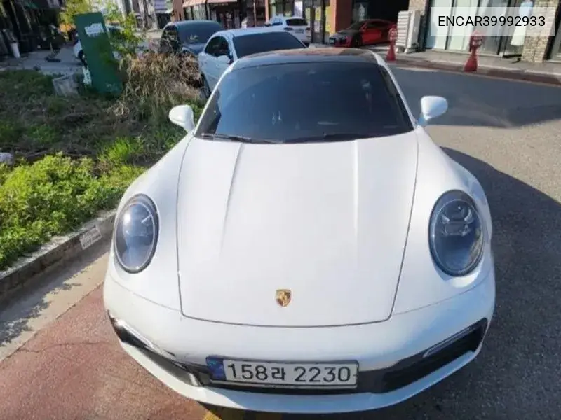 911 (992) Carrera 4S VIN: ENCAR39992933 Lot: 39992933