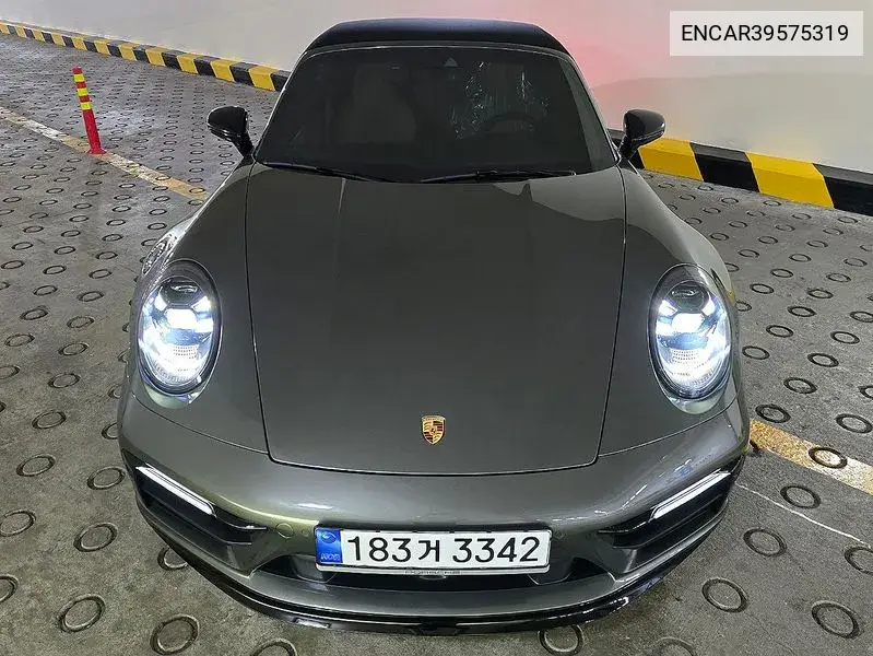 911 (992) Carrera Gts Cabriolet VIN: ENCAR39575319 Lot: 39575319
