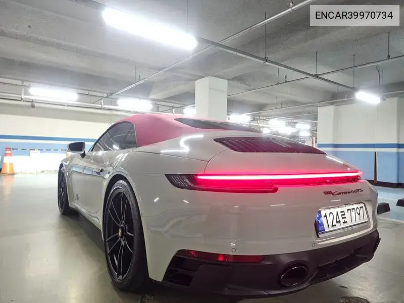 911 (992) Carrera 4 Gts Cabriolet VIN: ENCAR39970734 Lot: 39970734