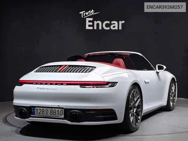 911 (992) Carrera 4S Cabriolet VIN: ENCAR39268257 Lot: 39268257