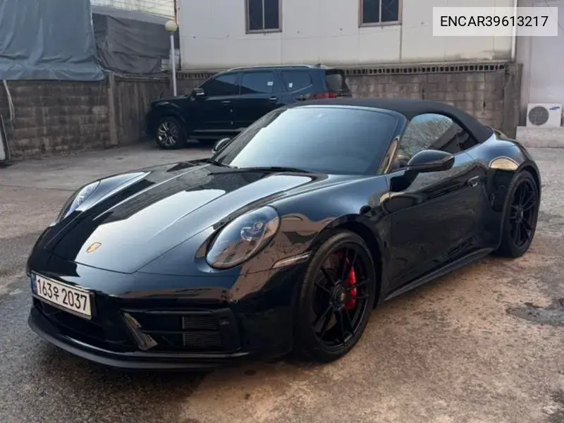 911 (992) Carrera Gts Cabriolet VIN: ENCAR39613217 Lot: 39613217