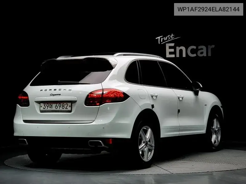 New Cayenne 3.0 Diesel Platinum Edition 958 VIN: WP1AF2924ELA82144 Lot: 39602982