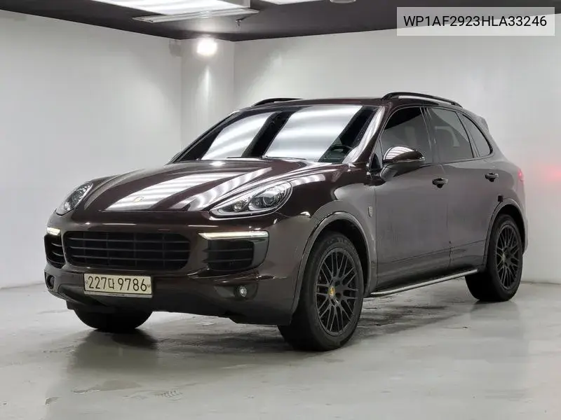 New Cayenne 3.0 Diesel Platinum Edition 958 VIN: WP1AF2923HLA33246 Lot: 39970423