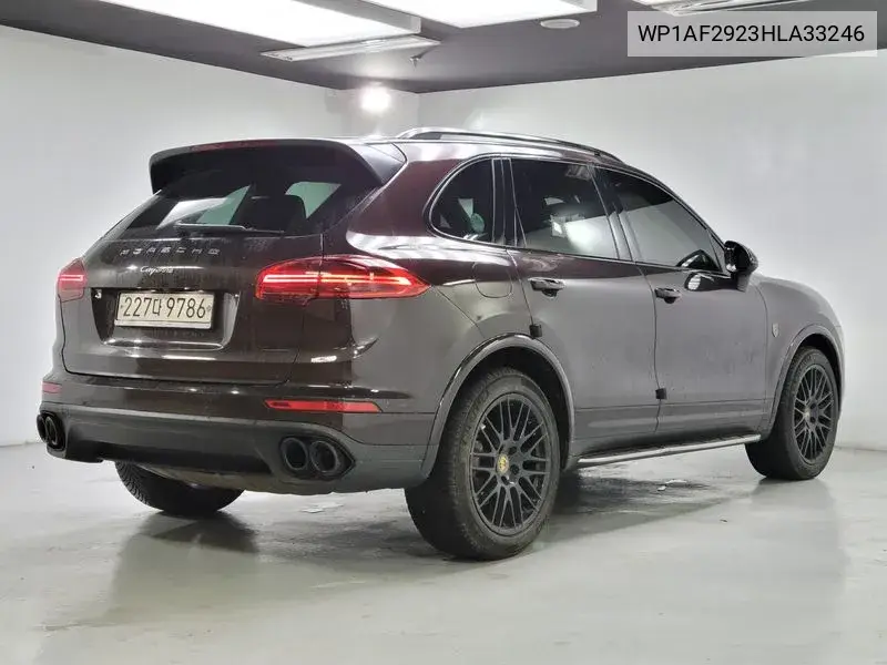 New Cayenne 3.0 Diesel Platinum Edition 958 VIN: WP1AF2923HLA33246 Lot: 39970423