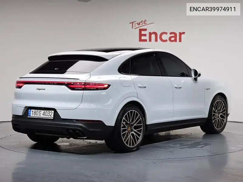Cayenne (Po536) 3.0 E-Hybrid Coupe Platinum Edition VIN: ENCAR39974911 Lot: 39974911