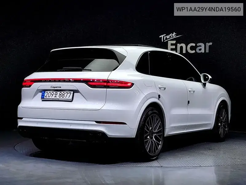 Cayenne (Po536) 3.0 Platinum Edition VIN: WP1AA29Y4NDA19560 Lot: 39978369