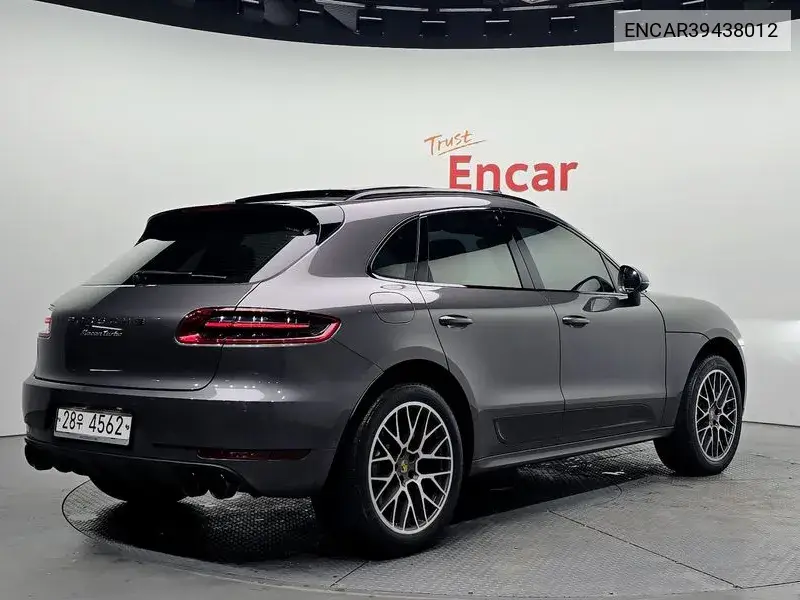Macan 3.6 Turbo 95B VIN: ENCAR39438012 Lot: 39438012