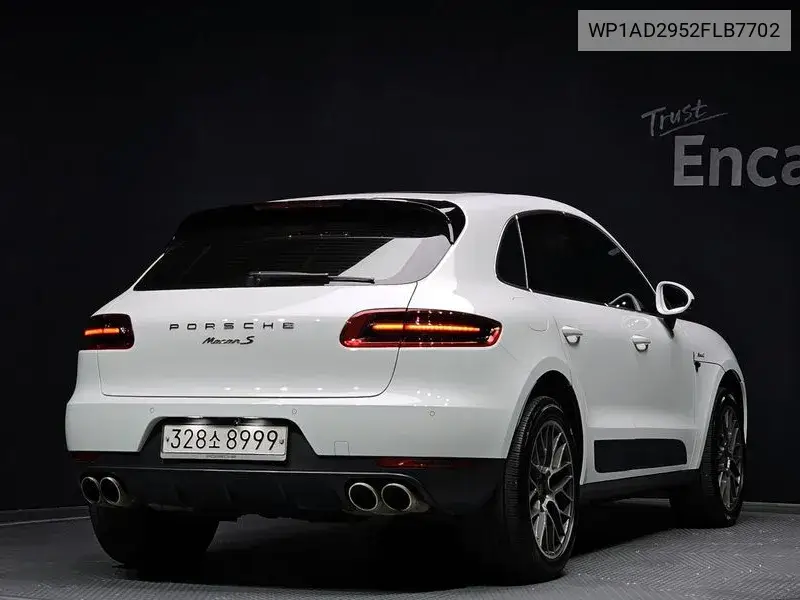 Macan 3.0 S Diesel 95B VIN: WP1AD2952FLB7702 Lot: 39575317
