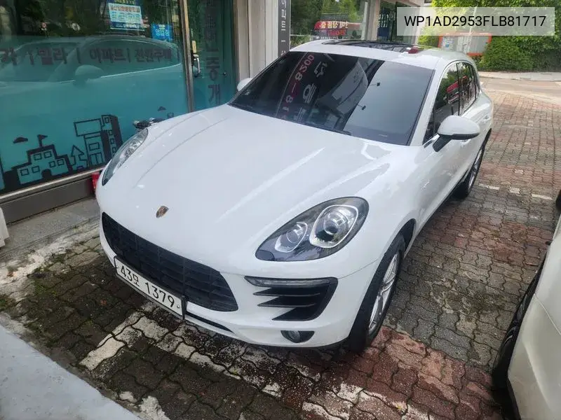 Macan 3.0 S Diesel 95B VIN: WP1AD2953FLB81717 Lot: 39836749