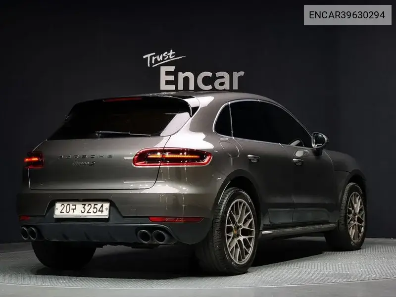 Macan 3.0 S Diesel 95B VIN: ENCAR39630294 Lot: 39630294