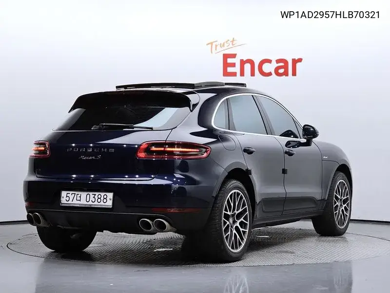 Macan 3.0 S Diesel 95B VIN: WP1AD2957HLB70321 Lot: 39963783