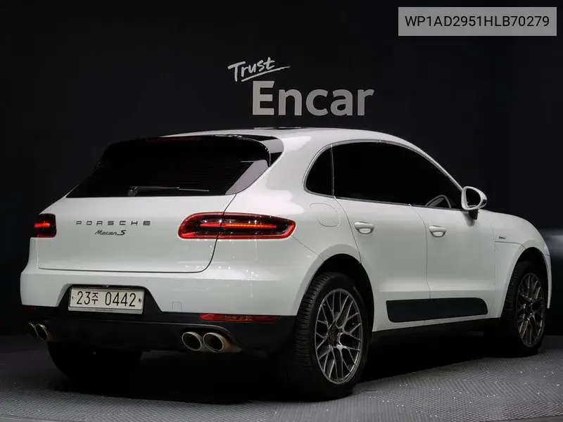 Macan 3.0 S Diesel 95B VIN: WP1AD2951HLB70279 Lot: 40009050