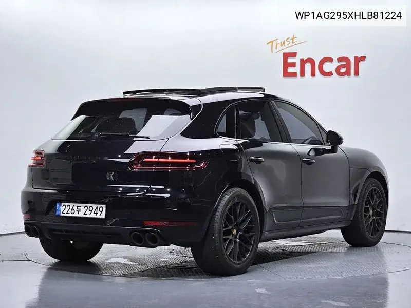Macan 3.0 Gts 95B VIN: WP1AG295XHLB81224 Lot: 40033235