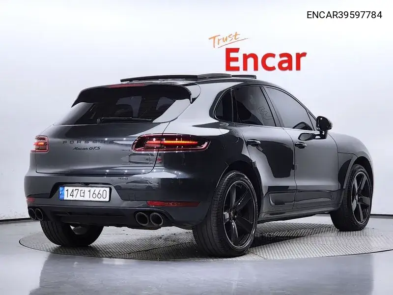 Macan 3.0 Gts 95B VIN: ENCAR39597784 Lot: 39597784