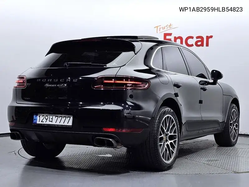 Macan 3.0 S 95B VIN: WP1AB2959HLB54823 Lot: 39837989