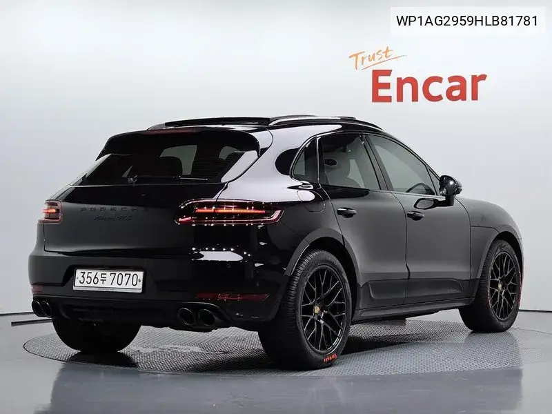 Macan 3.0 Gts 95B VIN: WP1AG2959HLB81781 Lot: 39909997