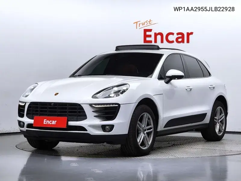 Macan 2.0 95B VIN: WP1AA2955JLB22928 Lot: 39559390