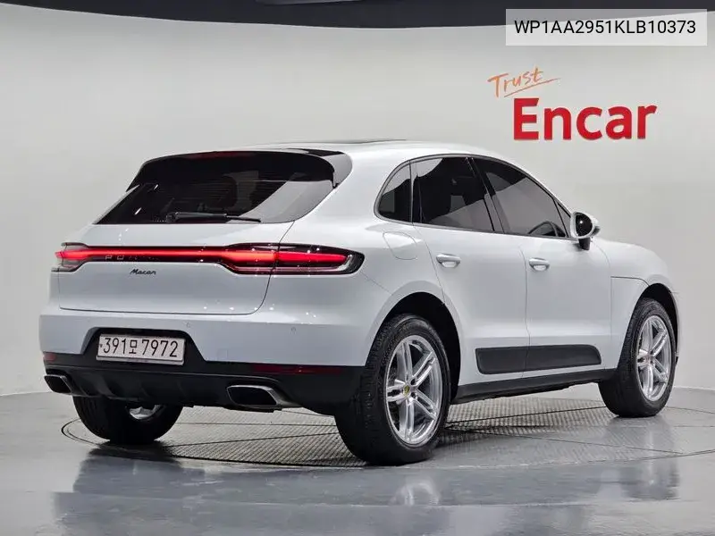 Macan 2.0 95B VIN: WP1AA2951KLB10373 Lot: 39432732