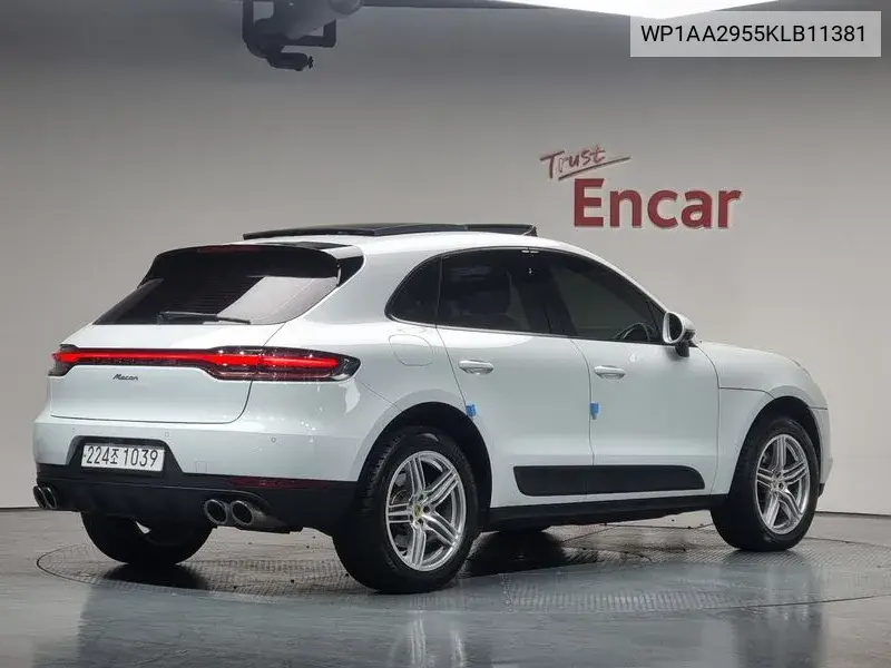 Macan 2.0 95B VIN: WP1AA2955KLB11381 Lot: 39546414