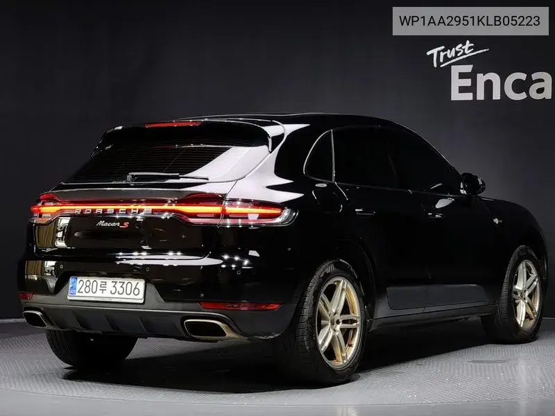 Macan 2.0 95B VIN: WP1AA2951KLB05223 Lot: 39994686