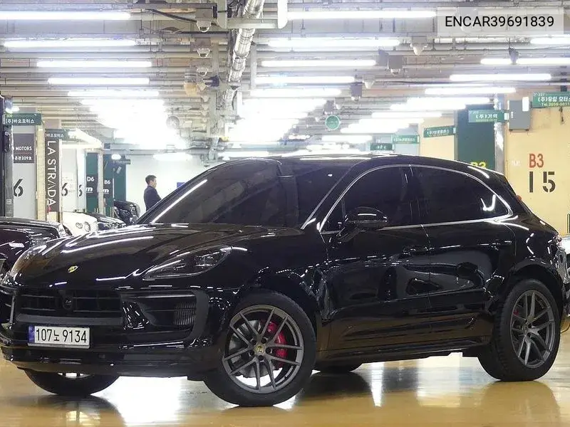 Macan 2.9 S VIN: ENCAR39691839 Lot: 39691839