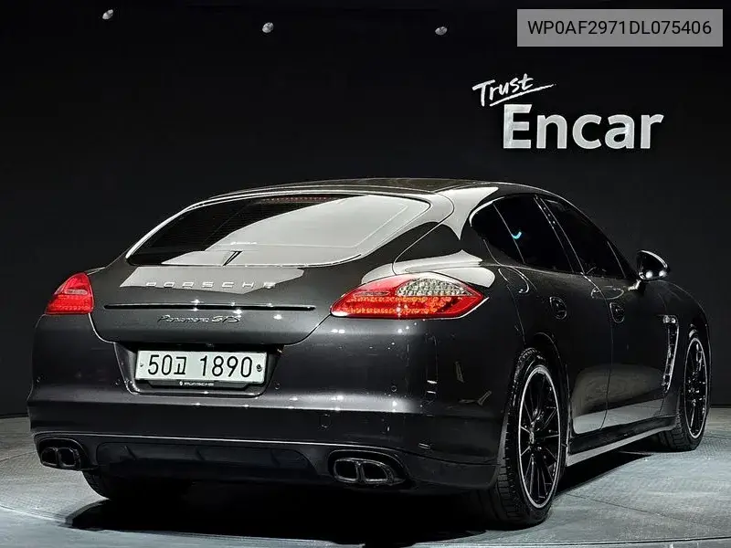 Panamera 4.8 Gts 970 VIN: WP0AF2971DL075406 Lot: 39560230
