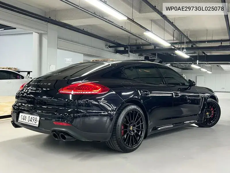 Panamera 3.0 Diesel Edition 970 VIN: WP0AE2973GL025078 Lot: 39576398