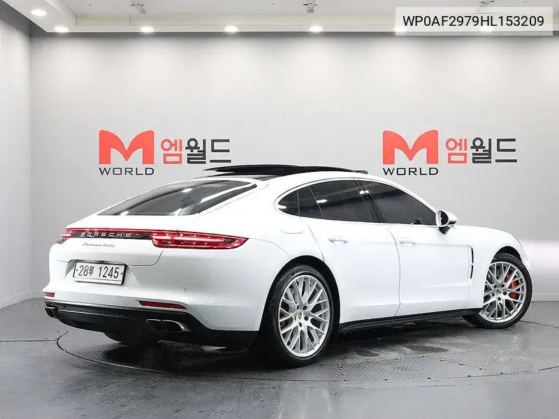 Panamera (971) 4.0 Turbo VIN: WP0AF2979HL153209 Lot: 39956548