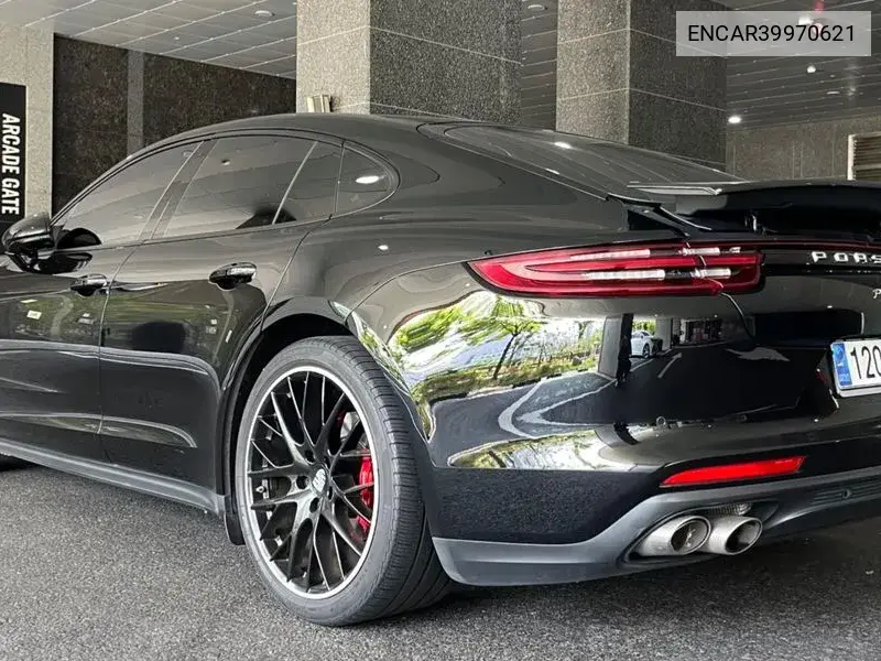 Panamera (971) 3.0 VIN: ENCAR39970621 Lot: 39970621