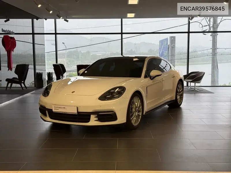Panamera (971) 3.0 Awd VIN: ENCAR39576845 Lot: 39576845