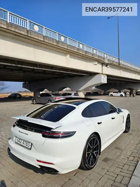Panamera (971) 4.0 Turbo VIN: ENCAR39577241 Lot: 39577241