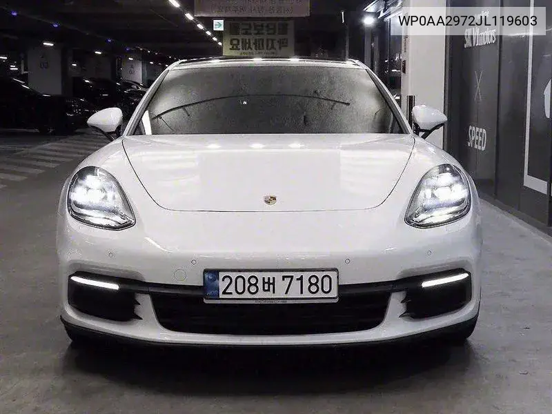 Panamera (971) 3.0 Awd VIN: WP0AA2972JL119603 Lot: 39864474