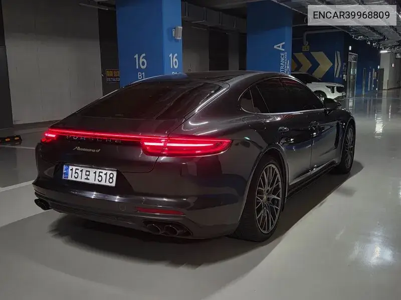 Panamera (971) 2.9 4S E-Hybrid VIN: ENCAR39968809 Lot: 39968809