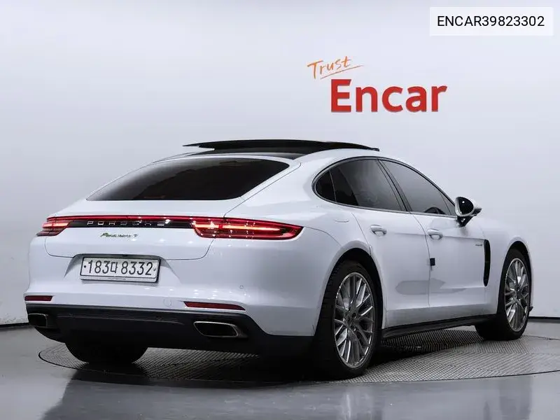 Panamera (971) 2.9 Awd E-Hybrid VIN: ENCAR39823302 Lot: 39823302