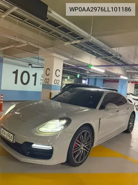 Panamera (971) 3.0 VIN: WP0AA2976LL101186 Lot: 40003197
