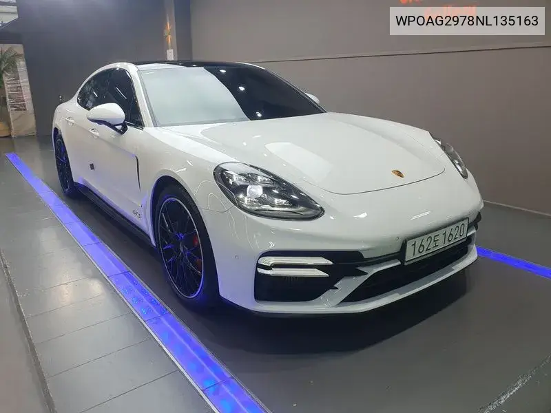 Panamera (971) 4.0 Gts VIN: WPOAG2978NL135163 Lot: 39578957
