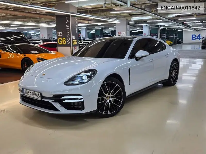 Panamera (971) 2.9 Awd Platinum Edition VIN: ENCAR40011842 Lot: 40011842