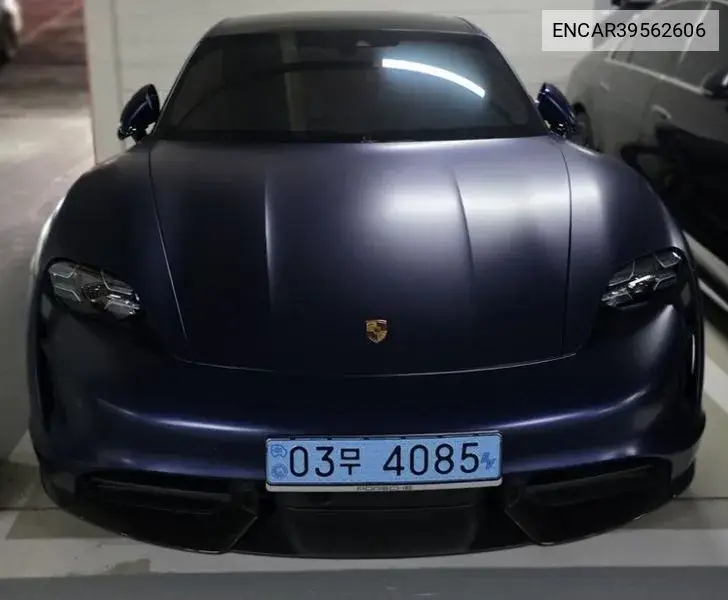 Tycan Turbo S VIN: ENCAR39562606 Lot: 39562606