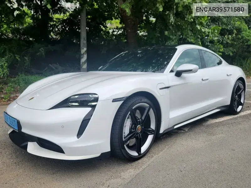 Tycan Turbo VIN: ENCAR39571580 Lot: 39571580