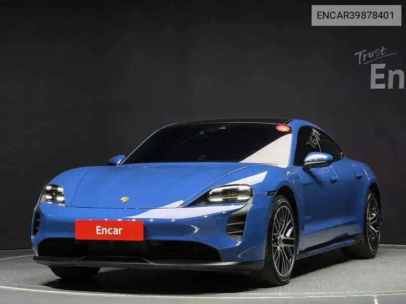 Tycan 4S VIN: ENCAR39878401 Lot: 39878401