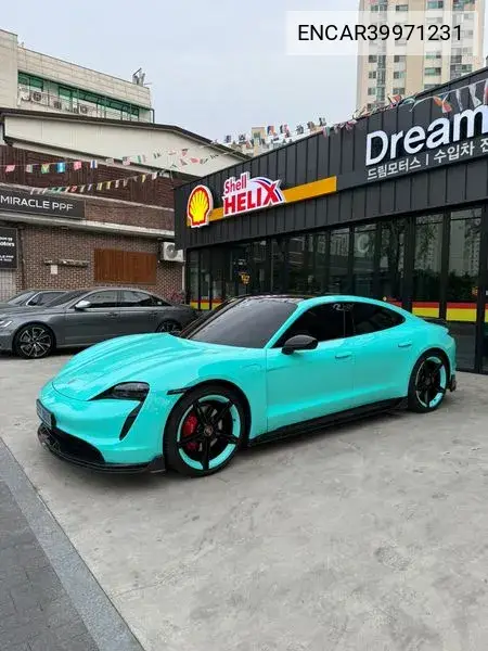 Tycan 4S VIN: ENCAR39971231 Lot: 39971231