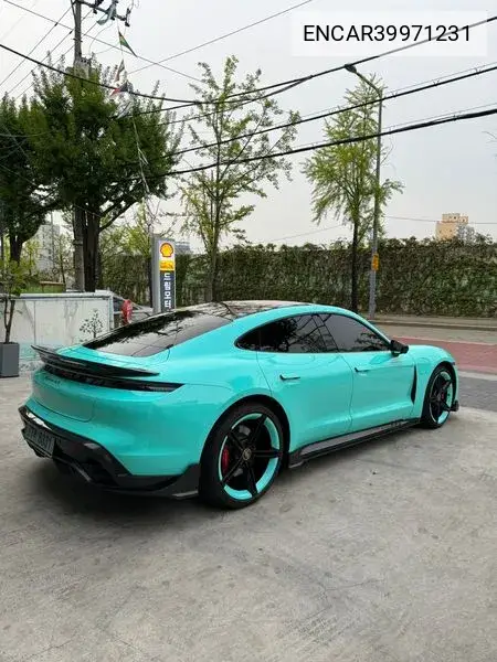 Tycan 4S VIN: ENCAR39971231 Lot: 39971231