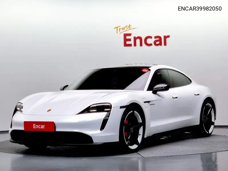 Tycan 4S VIN: ENCAR39982050 Lot: 39982050