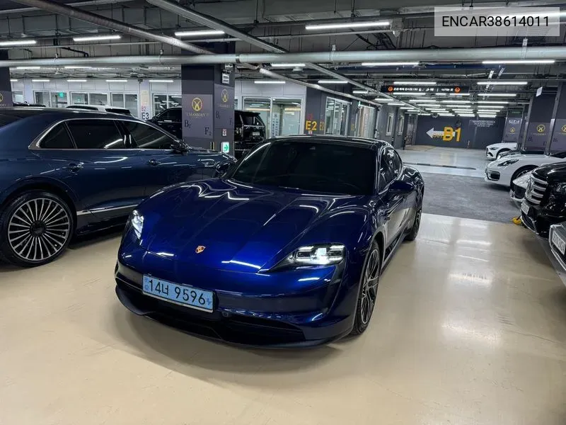 Porsche Taycan Base VIN: ENCAR38614011 Lot: 38614011