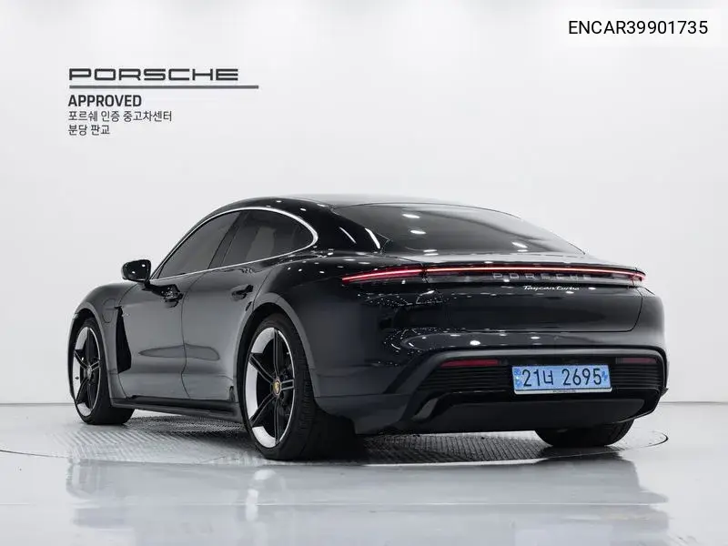 Tycan Turbo VIN: ENCAR39901735 Lot: 39901735